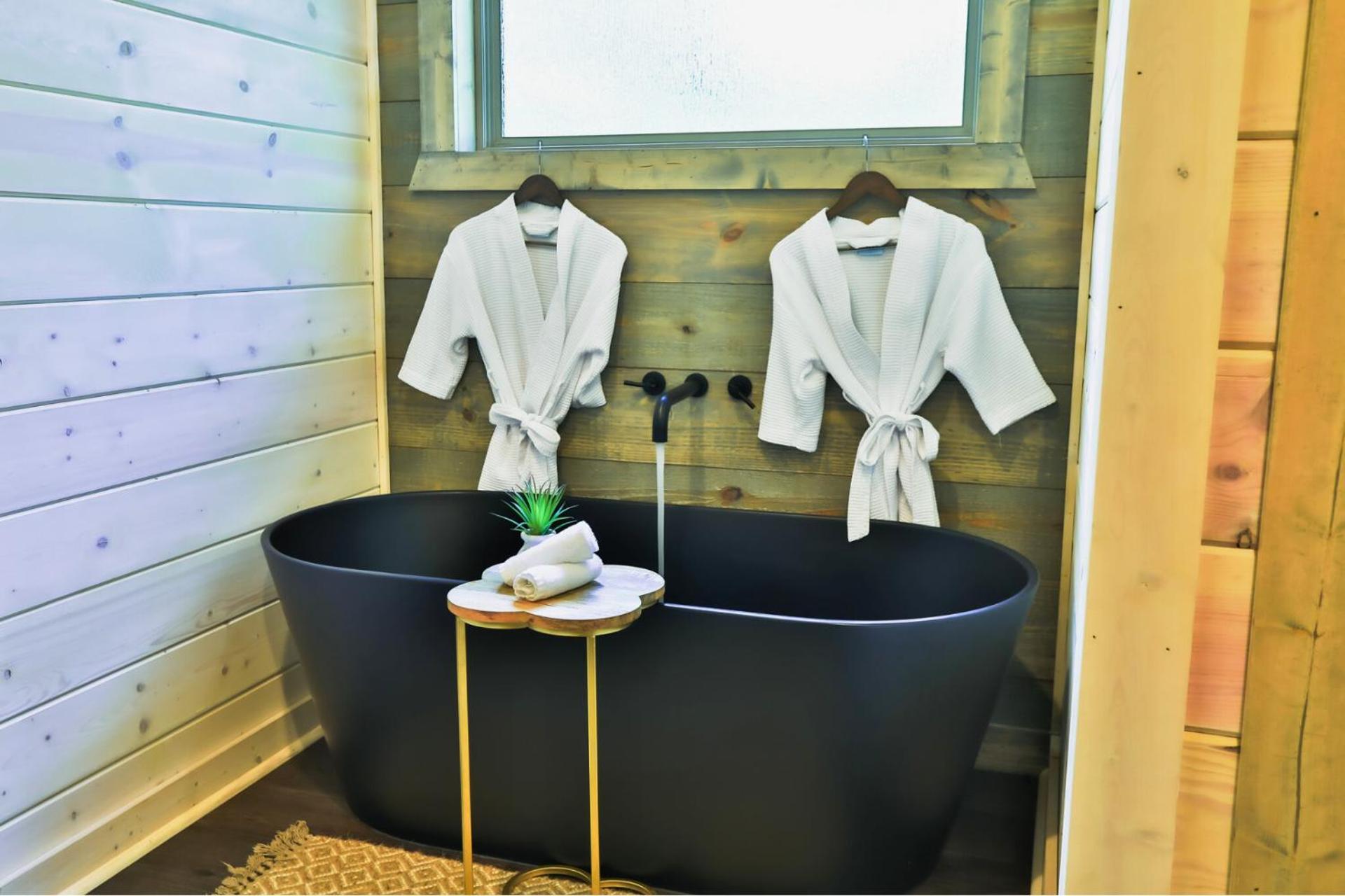 Lux,Hot Tub,Atv,Hiking,Pickleball,Firepit,Arcade Broken Bow Buitenkant foto